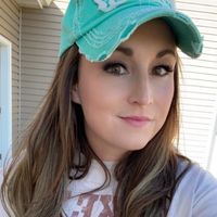Profile Picture of Bailee Kiger (@bailee.brooks.12) on Facebook