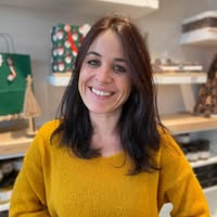 Profile Picture of Julie Martin (@Julie-Martin) on Facebook